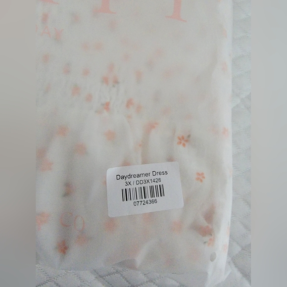 NWT Ivy City Floral Maxi Dress - Picture 10 of 10